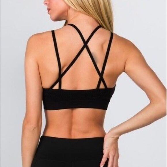 New GAIAM BLEEKER HIGH NECK BRA W/DOT MESH (solid - Picture 2 of 8